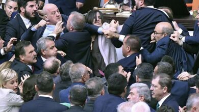 Bloody-fistfight-breaks-out-between-mps-in-turkey-over-imprisoned-mp. Jpeg