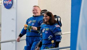 Butch wilmore and sunita williams