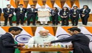 Pm narendra modi enjoys chess