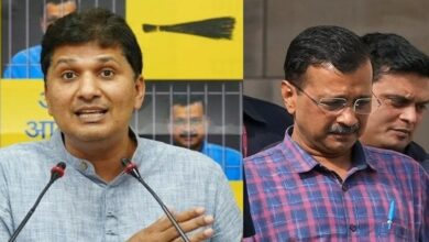 Saurabh bharadwaj and arvind kejriwal