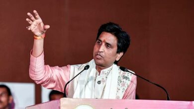 Poet kumar vishwas