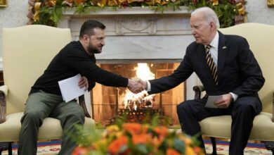 Joe biden and volodymyr zelenskyy